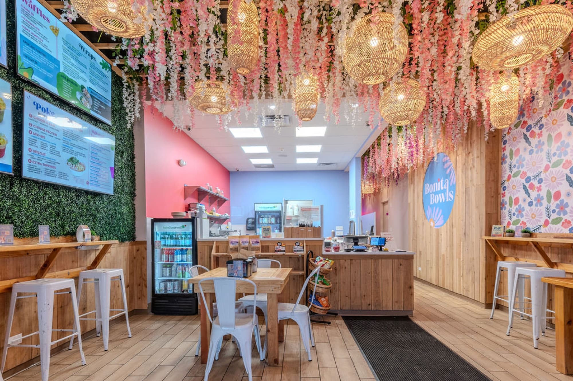 Inside Bonita Bowls Glen Ellyn
